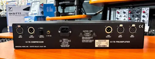 Universal Audio - 6176 Vintage Channel Strip Preamp/Compressor 2